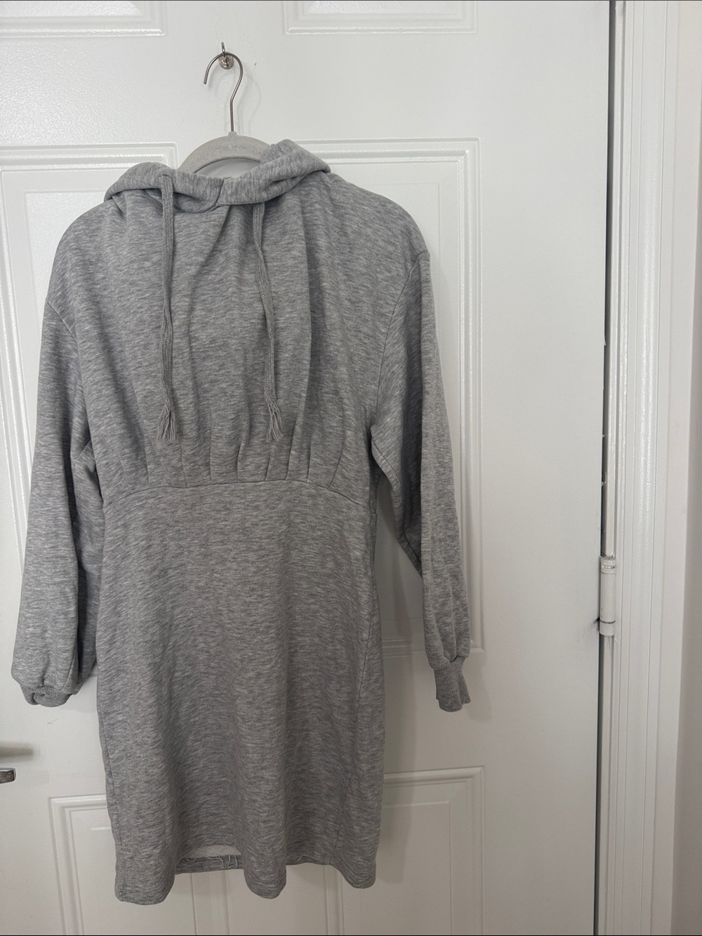 Women's Heather Gray Hoodie Dress - Casual Pullover with hood